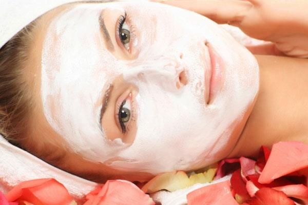 رفع جوش های سرسیاه با ماسک آسپرین!