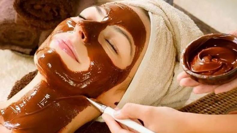 جوانسازی پوست با ماسک کاکائو و قهوه
