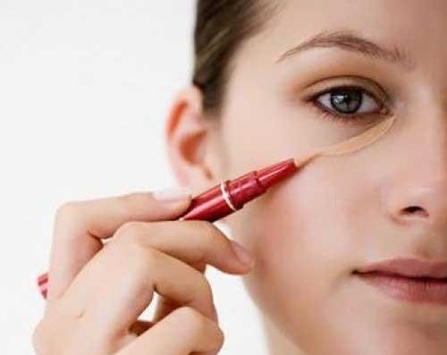 آیا استفاده از کرم های ضد چروک مفید است؟